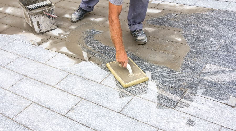 Professional gutter cleaning in Liberty, MS